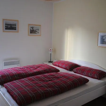 Fewo-14-0-n-ferienwohnung-in-graal-mueritz